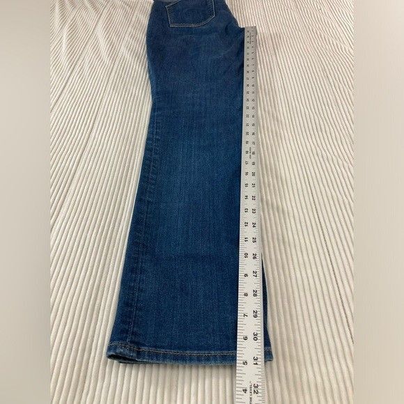 Eddie Bauer Jeans Women’s 8 Blue Denim Curvy Straight Leg Casual Classic - Picture 11 of 12